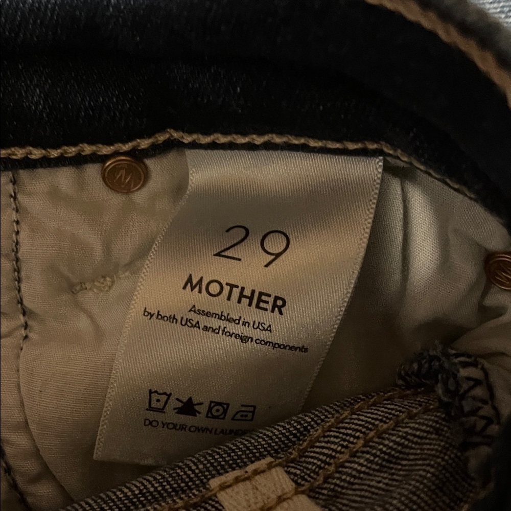 Classic Blue Flared Women Jeans - Picture 4 of 8